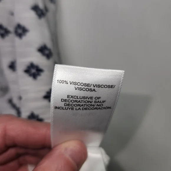 🌟Lucky Brand White and Blue Extra Large Blouse - Picture 8 of 9